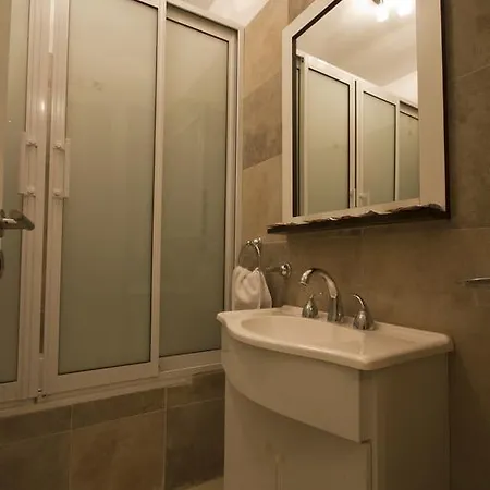 Tower Rock Puerto Deseado Superior Apartment Room photo