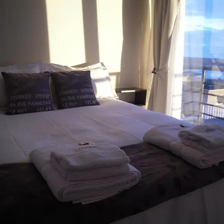 Tower Rock Puerto Deseado Superior Apartment Room photo